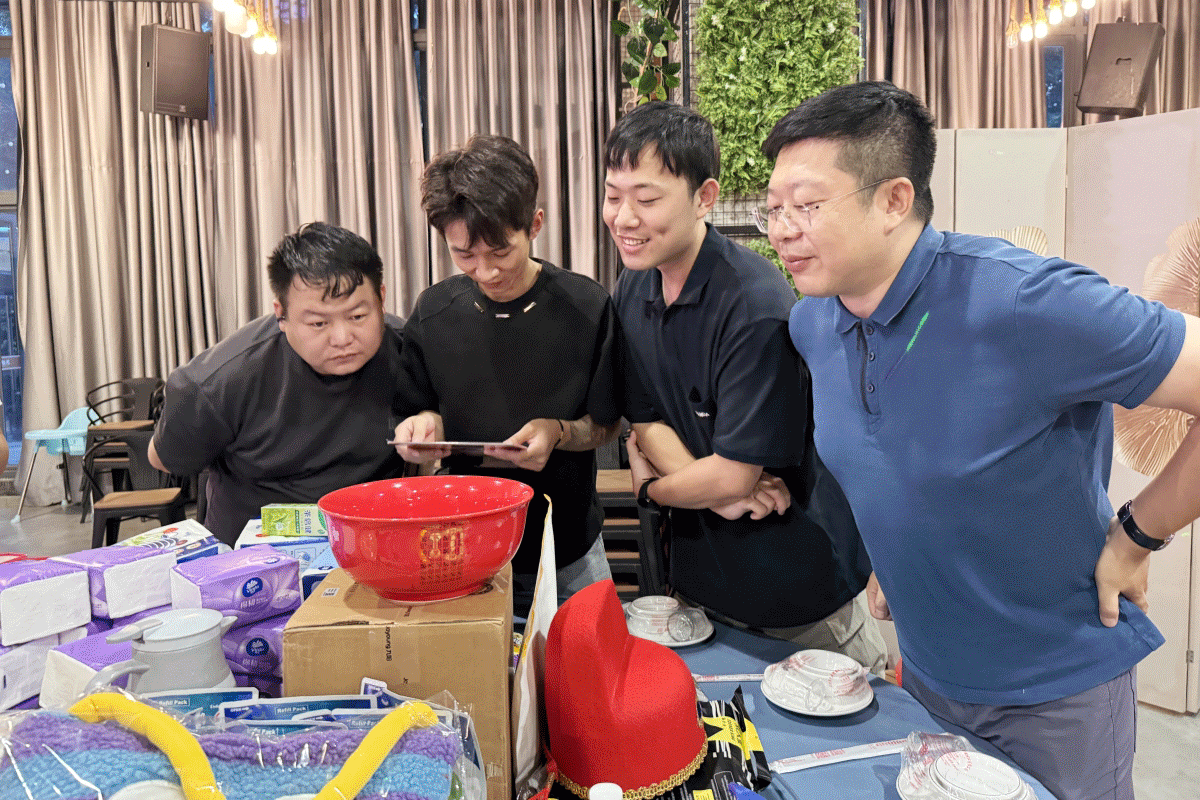 19657fe04404373446f47ea8dda80b61.gif