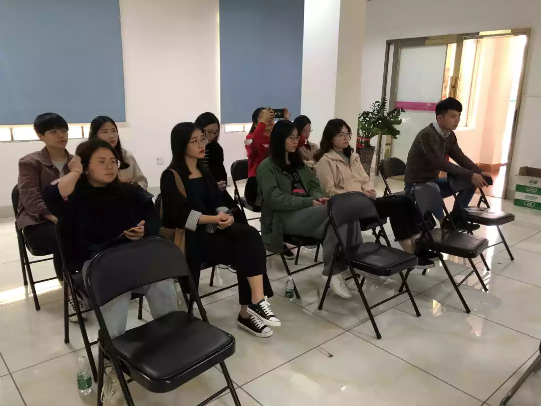 您有一(yī / yì ／yí)個(gè)新人(rén)培訓，請打開(圖9)