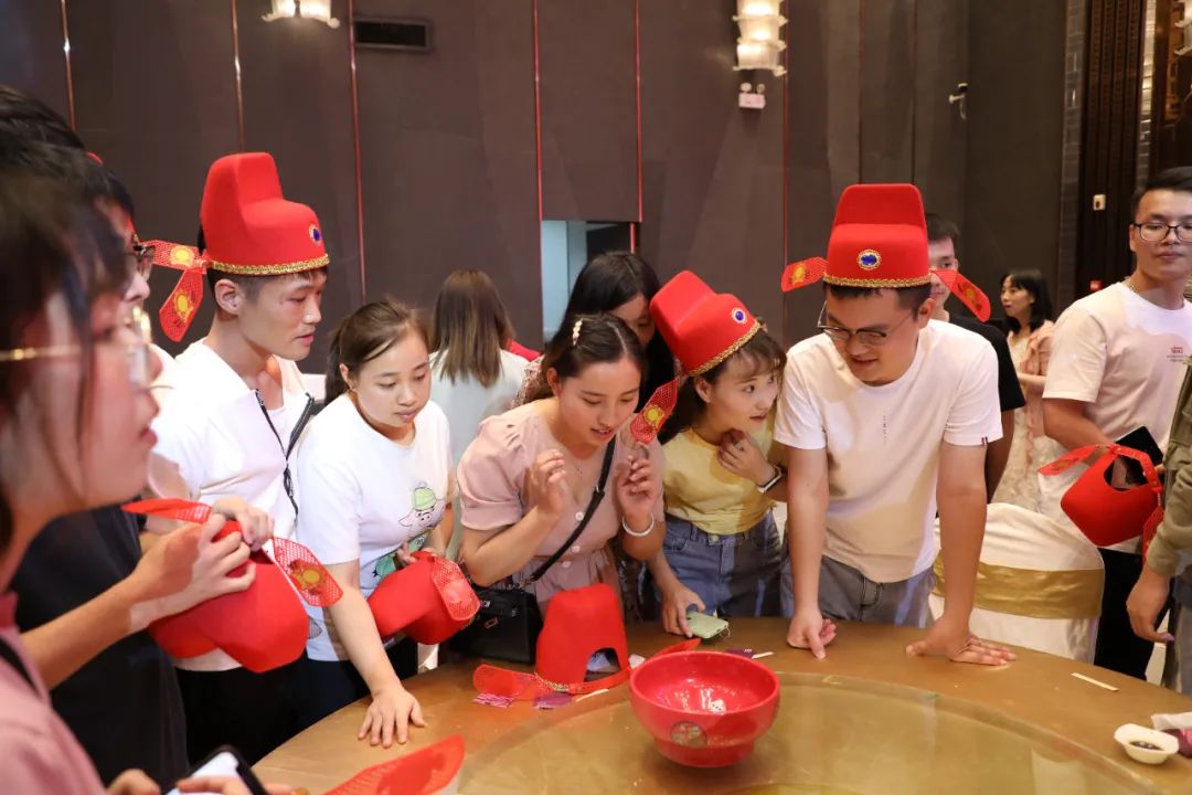 時(shí)逢佳節 穎邁金秋｜新時(shí)穎中秋博餅晚宴(圖17)