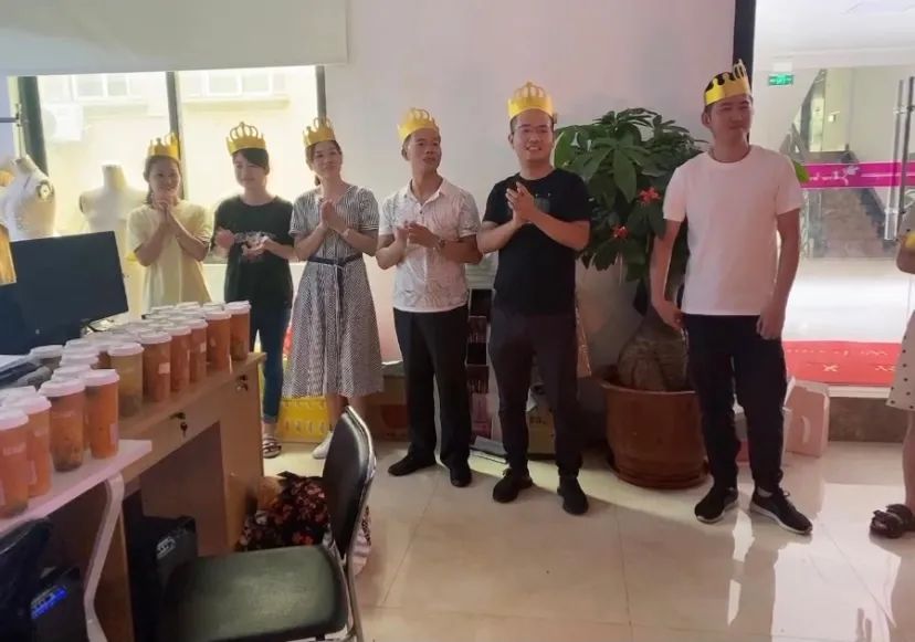 生日會第一(yī / yì ／yí)彈丨情暖六月，一(yī / yì ／yí)路同行(圖29)
