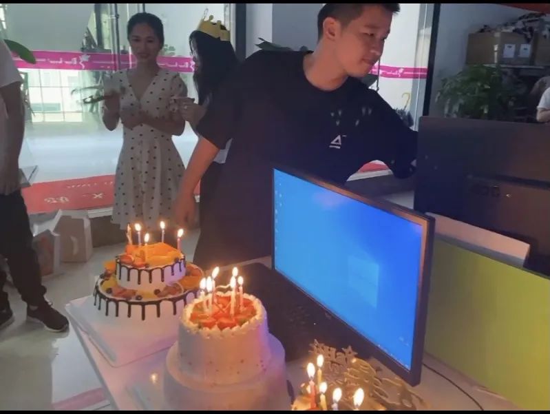 生日會第一(yī / yì ／yí)彈丨情暖六月，一(yī / yì ／yí)路同行(圖31)