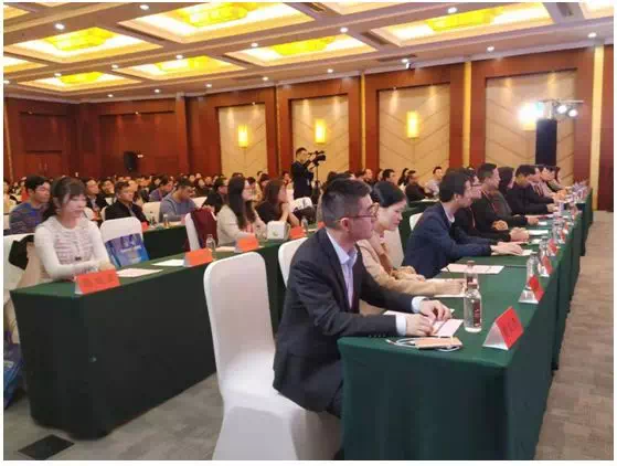 恭喜新時(shí)穎總經理林時(shí)樂先生當選“福建省電子(zǐ)商務促進會”副會長(圖1) 恭喜新時(shí)穎總經理林時(shí)樂先生當選“福建省電子(zǐ)商務促進會”副會長(圖1)