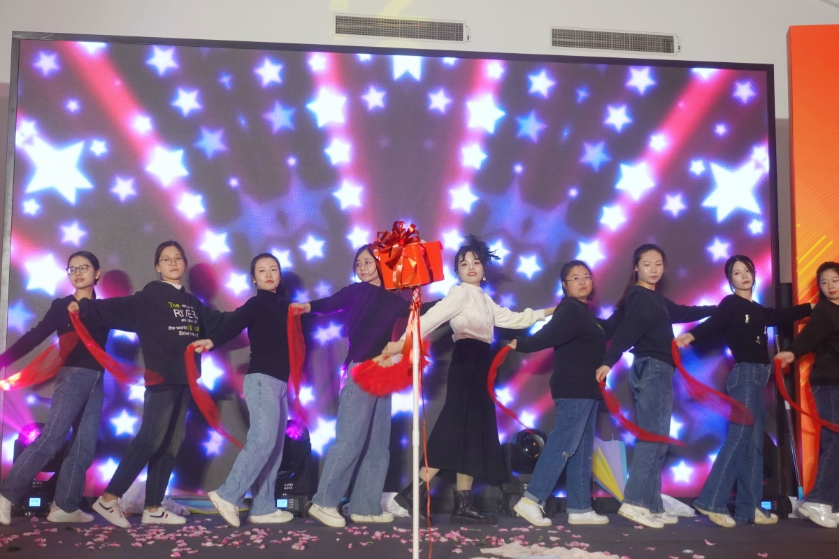 緻初心·戰夢想 | 廈門新時(shí)穎2023年度表彰大(dà)會暨年會盛典(圖34)